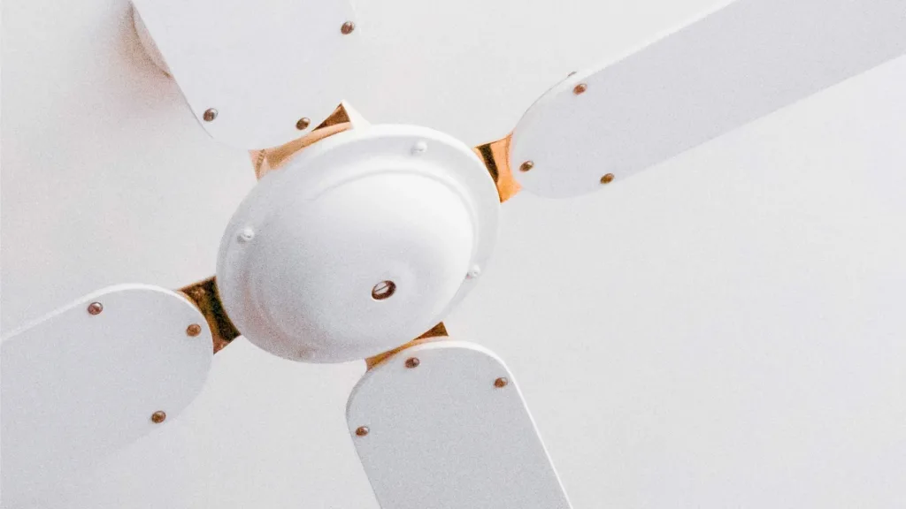 Year-Round Comfort: The Magic of Reversible Airflow